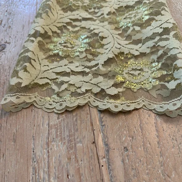 Gibbs-Louis 60s Vintage Gold Floral Lace Two-Piece Holiday Set - Picture 5 of 14